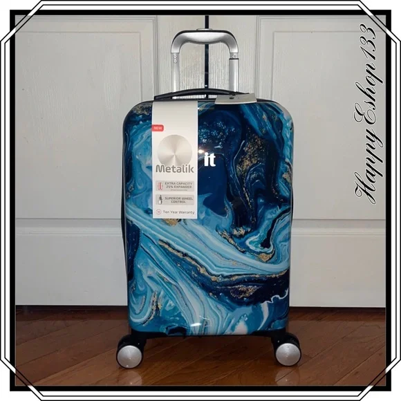 it Luggage Sheen Metalik Hardside Spinner Carry On 22”